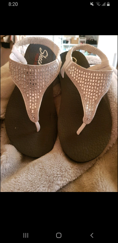 sketcher yoga foam